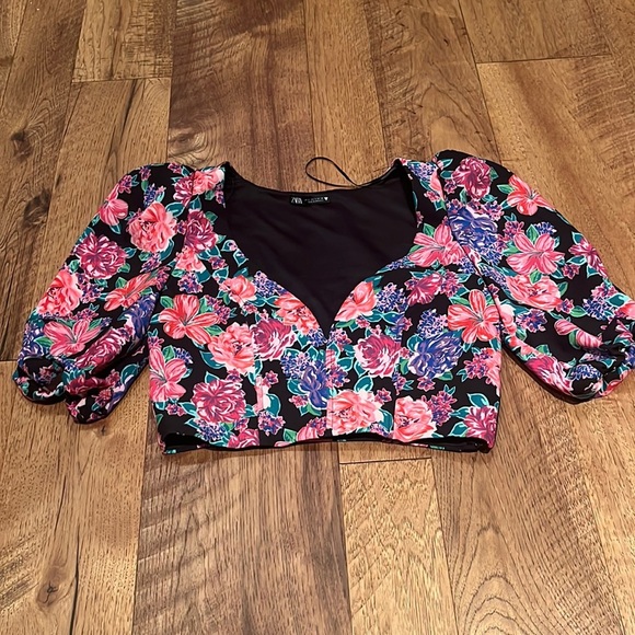 Zara Tops - Zara Woman’s Floral Top Size S